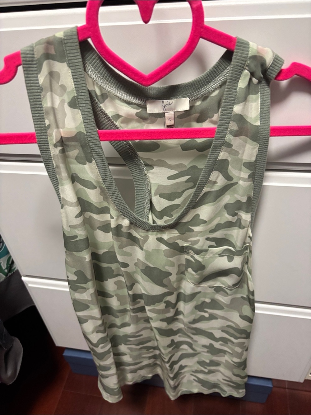 Joie racerback green camo tank small